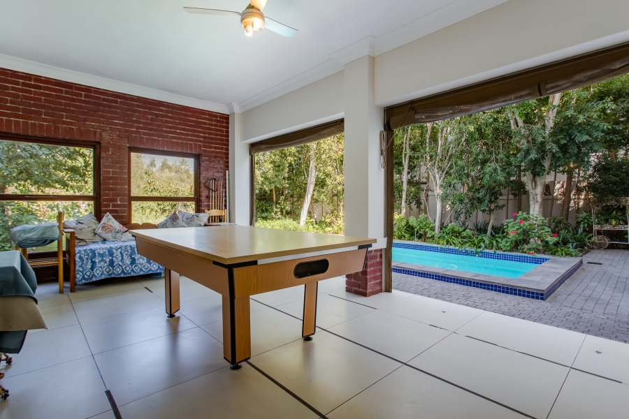 5 Bedroom Property for Sale in Val De Vie Estate Western Cape